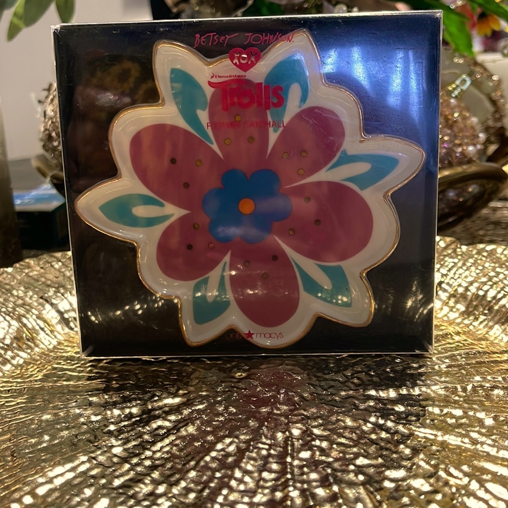 Betsey Johnson Trolls edition flower catchall